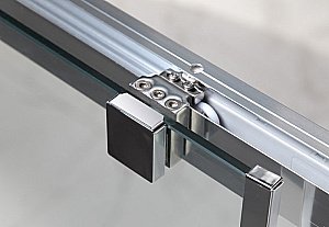 Душевой уголок Cezares Lux-soft 130x80 LUX-SOFT-W-AH-1-130/80-C-Cr-IV стекло прозрачное/профиль хром купить в интернет-магазине Sanbest