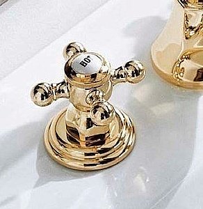 Смеситель для ванны с душевым набором Kludi Adlon 515244520 золото купить в интернет-магазине сантехники Sanbest