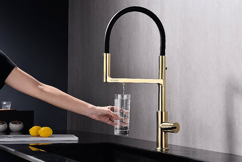 Смеситель для кухни Paulmark Tornado To213402-LG светлое золото купить в интернет-магазине сантехники Sanbest