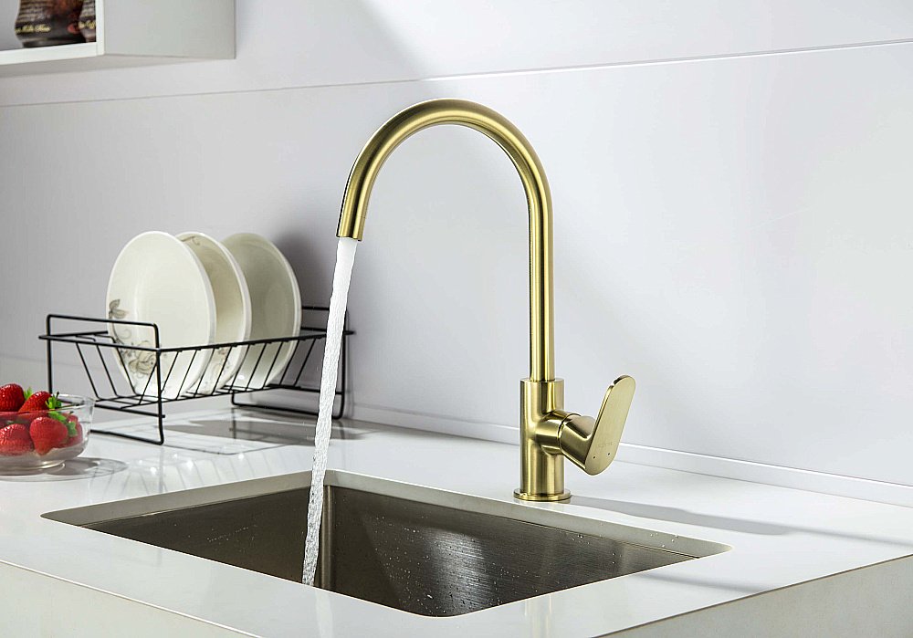 Смеситель для кухни Aquatek Оберон AQ1282BG золото шлифованное купить в интернет-магазине сантехники Sanbest