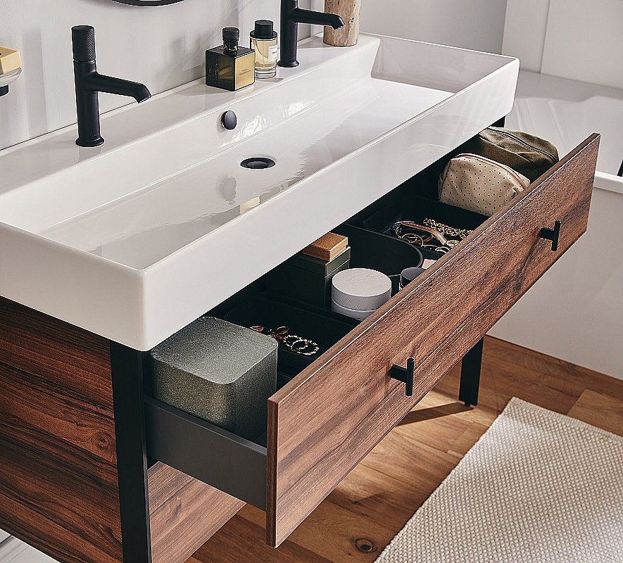 Cмеситель для раковины Jacob Delafon RIVOLI E24323-BL черный матовый купить в интернет-магазине сантехники Sanbest