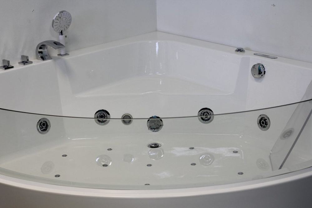 Акриловая ванна CeruttiSpa C-401 150x150 купить в интернет-магазине Sanbest