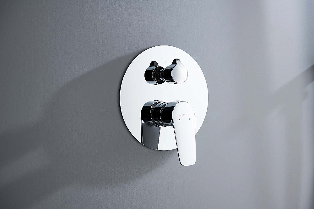 Смеситель для ванны Aquatek Бетта AQ1147CR хром купить в интернет-магазине сантехники Sanbest