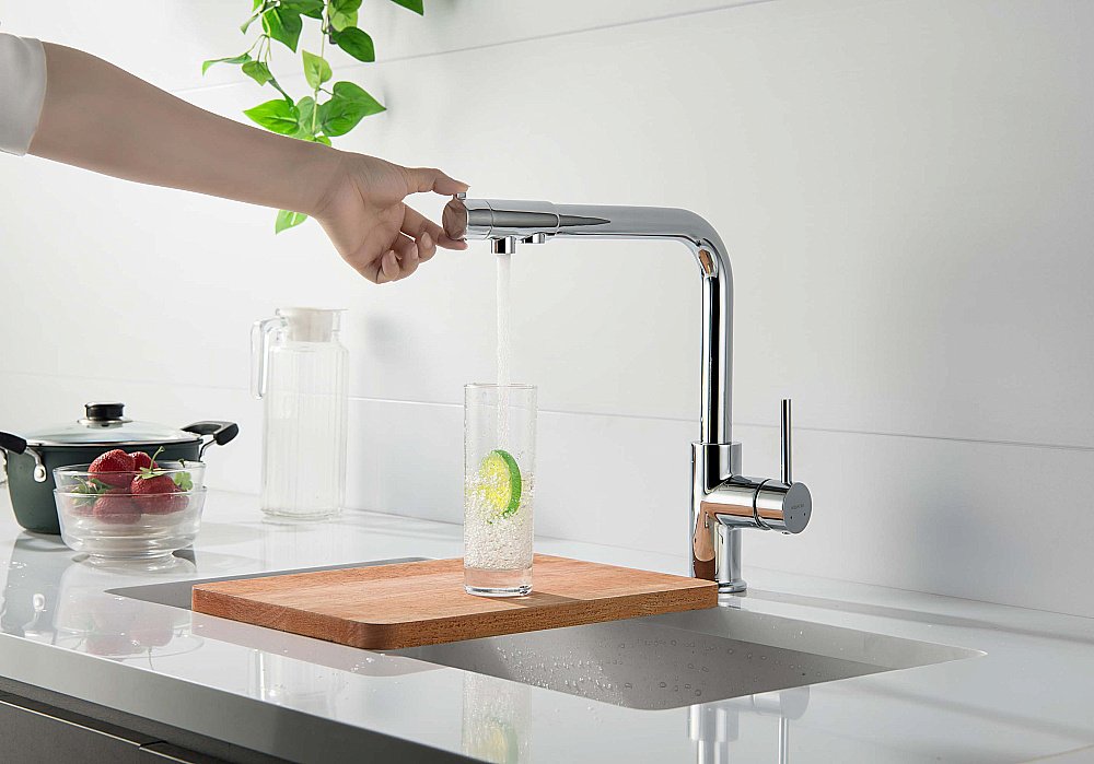 Смеситель для кухни Aquatek Европа AQ1386CR хром купить в интернет-магазине сантехники Sanbest