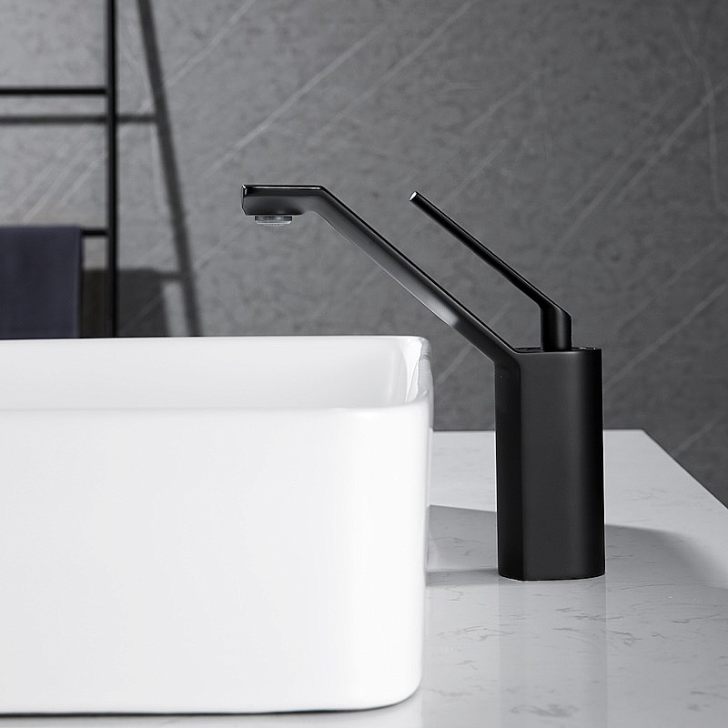 Смеситель для раковины Elghansa URBAN XQ 16H3301-Black черный купить в интернет-магазине сантехники Sanbest