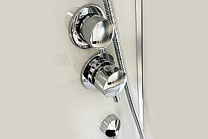 Душевая кабина Royal Bath FATO RB 85CK-М-CH 85 стекло рифленое/профиль хром купить в интернет-магазине Sanbest