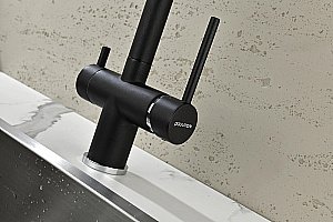 Смеситель для кухни Paulmark Serpentine Se213222-BLM черный купить в интернет-магазине сантехники Sanbest