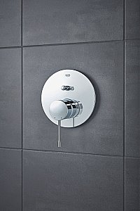 Смеситель для ванны GROHE Essence 24058001 хром купить в интернет-магазине сантехники Sanbest