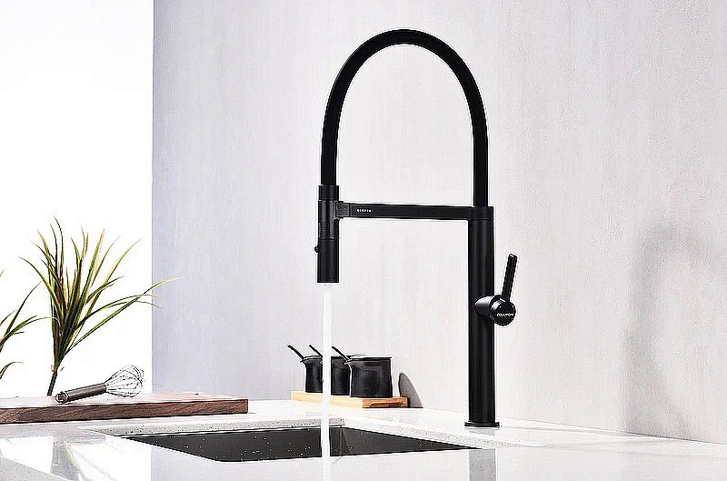 Смеситель для кухни Paulmark Leader Le214101-AN антрацит купить в интернет-магазине сантехники Sanbest