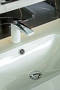 Консоль с раковиной Armadi Art LUCIDO WHITE 80 жемчужный белый для ванной в интернет-магазине сантехники Sanbest