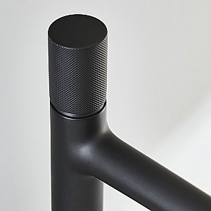 Cмеситель для раковины Jacob Delafon RIVOLI E24323-BL черный матовый купить в интернет-магазине сантехники Sanbest