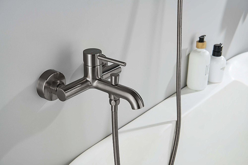 Смеситель для ванны Aquatek Европа AQ1340BGM оружейная сталь купить в интернет-магазине сантехники Sanbest