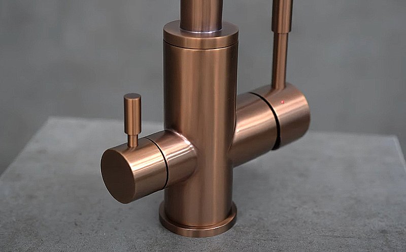 Смеситель для кухни Lemark Expert LM5061RGN розовое золото купить в интернет-магазине сантехники Sanbest