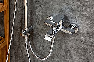 Смеситель для ванны Agger Happy A0410000 купить в интернет-магазине сантехники Sanbest