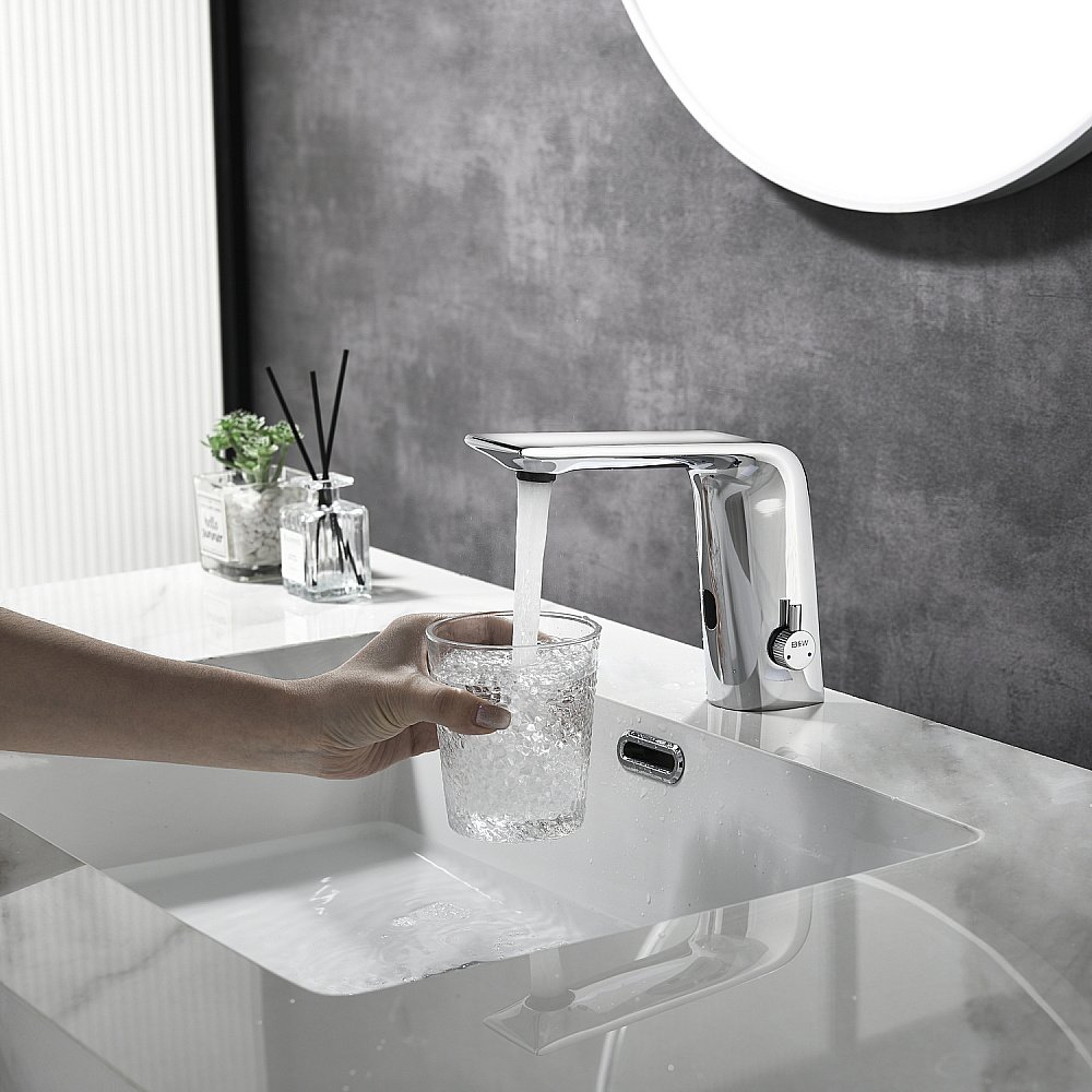 Смеситель для раковины Black&white Gravity GS-7101-C хром купить в интернет-магазине сантехники Sanbest