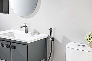 Смеситель для раковины Aquatek Лугано AQ1712BGM 106 оружейная сталь, с гигиеническим душем купить в интернет-магазине сантехники Sanbest