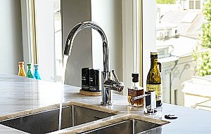 Смеситель для кухни Lemark Comfort LM3073C085 хром купить в интернет-магазине сантехники Sanbest