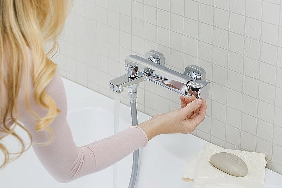 Смеситель для ванны Ravak 10° Free X070131 купить в интернет-магазине сантехники Sanbest