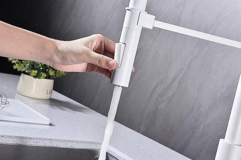 Смеситель для кухни Paulmark Halt Ha214021-WH белый матовый купить в интернет-магазине сантехники Sanbest