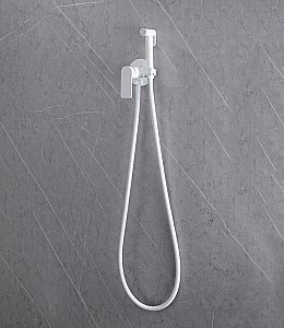 Гигиенический душ со смесителем ABBER Weiss Insel AF8025W белый купить в интернет-магазине сантехники Sanbest