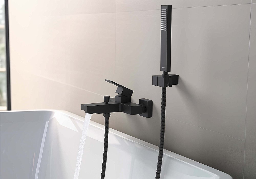 Смеситель для ванны Aquatek Либра AQ1640MB черный матовый купить в интернет-магазине сантехники Sanbest