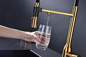 Смеситель для кухни Paulmark Magneto One Ma213188-BG брашированное золото купить в интернет-магазине сантехники Sanbest