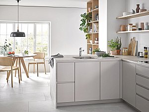 Смеситель для кухни Grohe Eurosmart 30463000 хром купить в интернет-магазине сантехники Sanbest