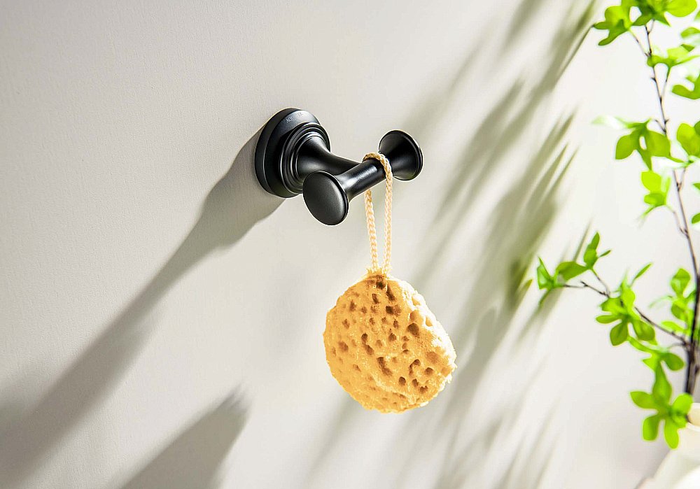 Крючок двойной Aquatek Классик AQ4502MB черный матовый купить в интернет-магазине сантехники Sanbest