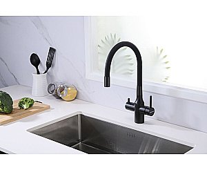 Смеситель для кухни Paulmark Salix Sa213419-BLM черный  купить в интернет-магазине сантехники Sanbest