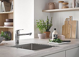 Смеситель для кухни Grohe Eurosmart 30463000 хром купить в интернет-магазине сантехники Sanbest