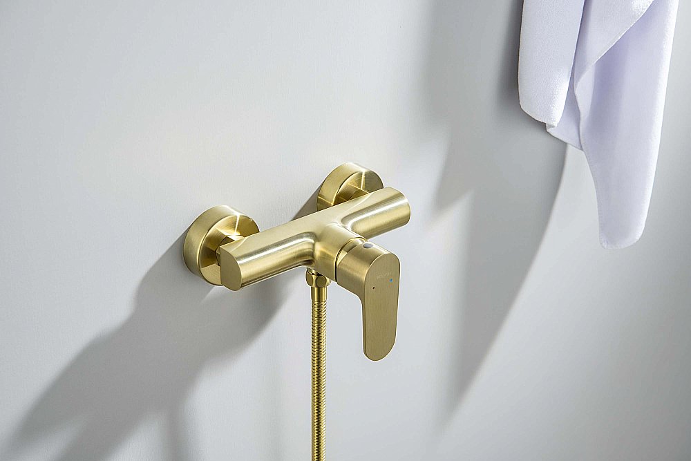 Cмеситель для душа Aquatek Оберон AQ1260BG золото шлифованное купить в интернет-магазине сантехники Sanbest