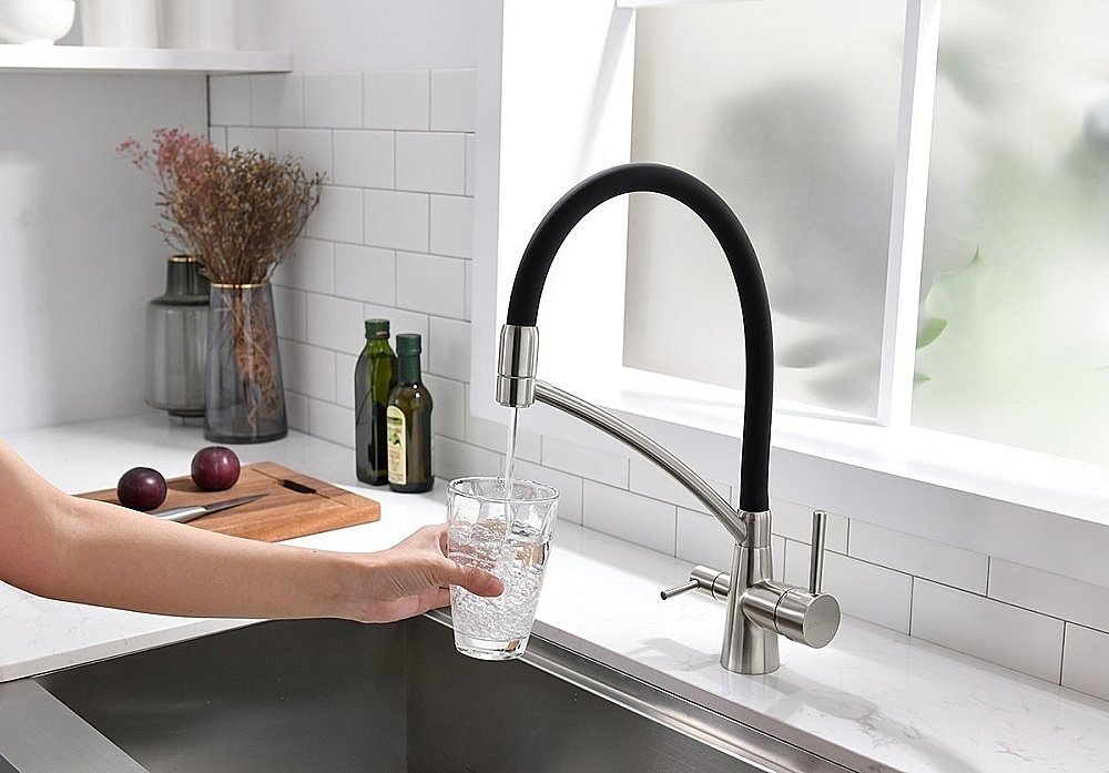 Смеситель для кухни Paulmark Sigen Si213111-BS брашированная сталь купить в интернет-магазине сантехники Sanbest