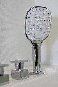 Ванна акриловая CeruttiSpa 9958 170x120 с гидромассажем белая купить в интернет-магазине Sanbest