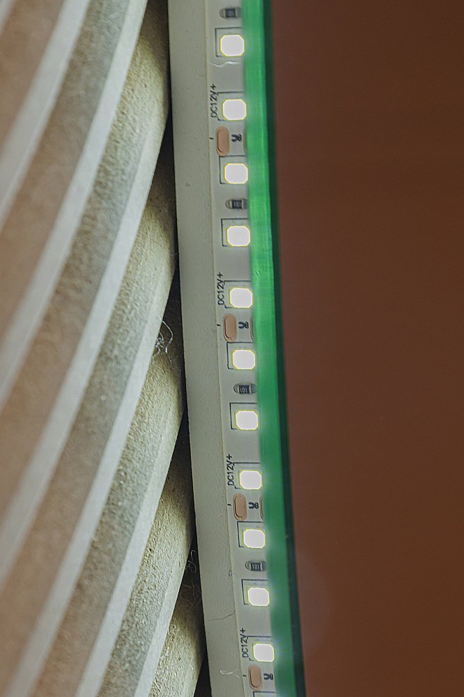 Зеркало ABBER Teil AG6503S 110x110 в ванную от интернет-магазине сантехники Sanbest