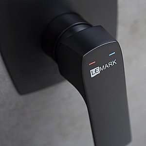 Душевая система Lemark Ursus LM7222BL Черный купить в интернет-магазине сантехники Sanbest