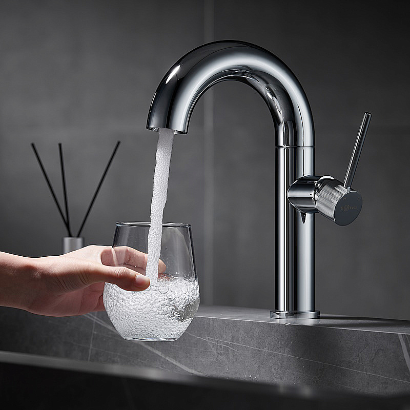 Смеситель для раковины Elghansa RADIANT XQ 1647181 хром купить в интернет-магазине сантехники Sanbest