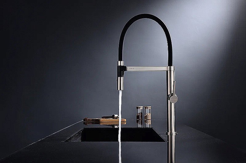 Смеситель для кухни Paulmark Leader Le214101-BS брашированная сталь купить в интернет-магазине сантехники Sanbest