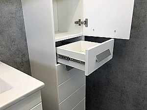 Шкаф-колонна Comforty Модена М 00-00001645 35 белая матовая для ванной в интернет-магазине сантехники Sanbest