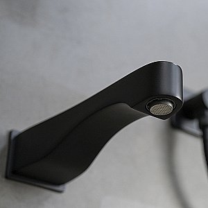 Душевая система Lemark Ursus LM7222BL Черный купить в интернет-магазине сантехники Sanbest