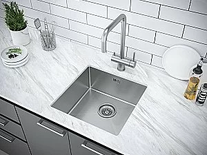 Мойка кухонная Paulmark Gerberg PM254444-BS купить в интернет-магазине сантехники Sanbest