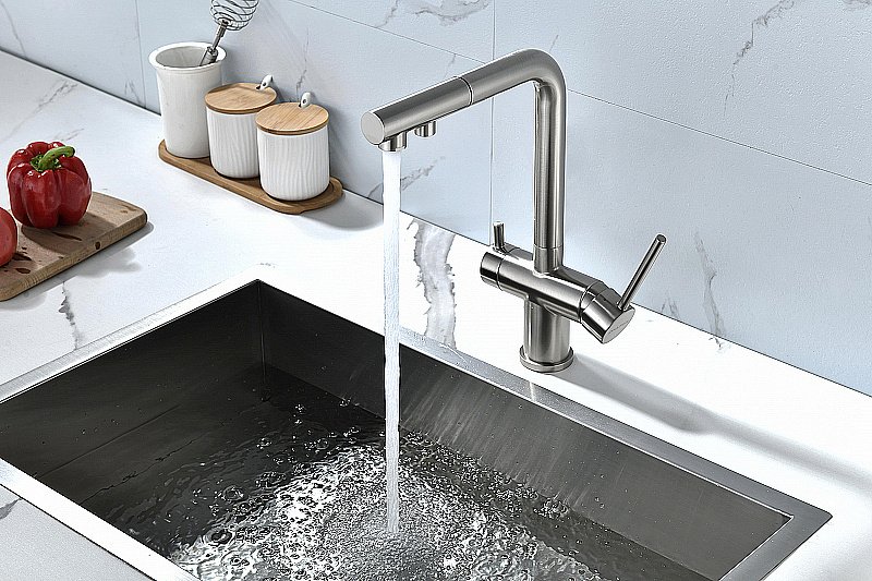 Смеситель для кухни Paulmark Serpentine Se213222-BS брашированная сталь купить в интернет-магазине сантехники Sanbest