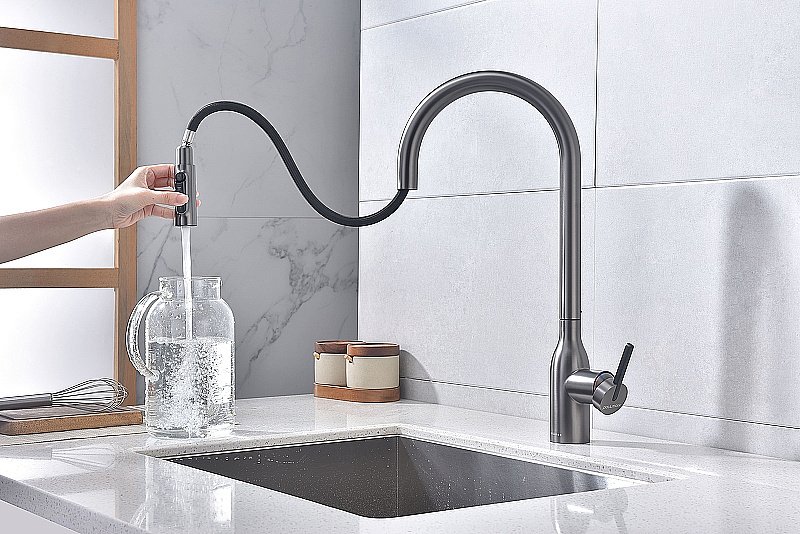 Смеситель для кухни Paulmark Universal Un213880-GM вороненая сталь купить в интернет-магазине сантехники Sanbest