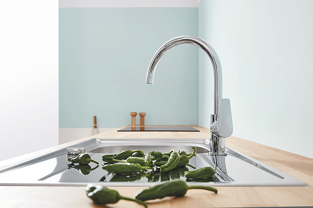 Смеситель для кухни GROHE BauEdge 31233001 хром купить в интернет-магазине сантехники Sanbest