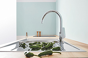 Смеситель для кухни GROHE BauEdge 31233001 хром купить в интернет-магазине сантехники Sanbest