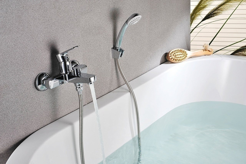 Смеситель для ванны Lemark Plus Grace LM1512C купить в интернет-магазине сантехники Sanbest